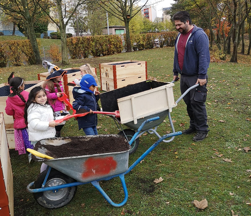 3.500 Dollar für den Förderverein der Kita „Wirbelwind“